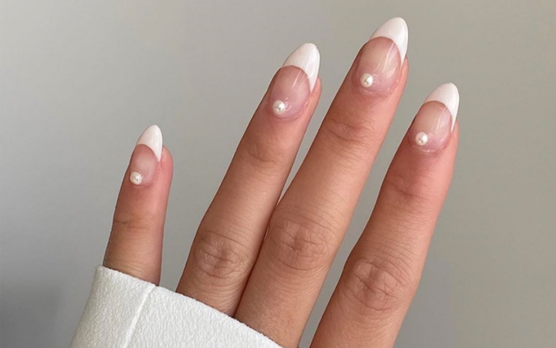 Top 7 mẫu nail đơn giản thanh lịch giúp nàng ấn tượng hơn