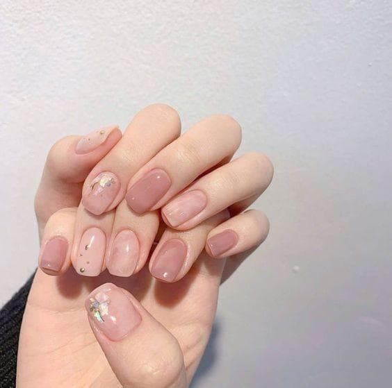 Tổng hợp những mẫu nail đơn giản giúp cô dâu tỏa sáng trong ngày cưới