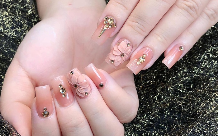 Top 15 mẫu nail đính đá được yêu thích nhất - Ảnh 1