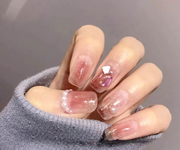 Top 15 mẫu nail đính đá được yêu thích nhất - Ảnh 3