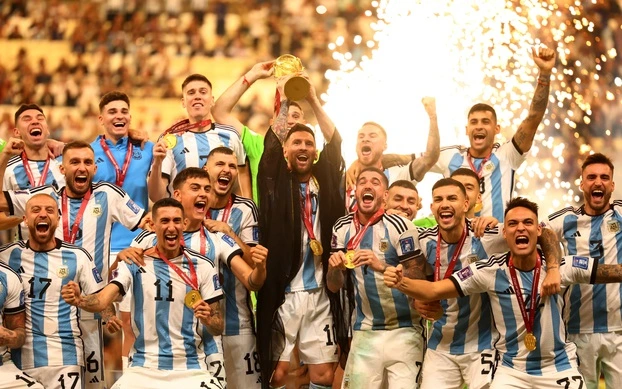 Argentina vô địch World Cup 2022, Messi trên đỉnh kỷ lục