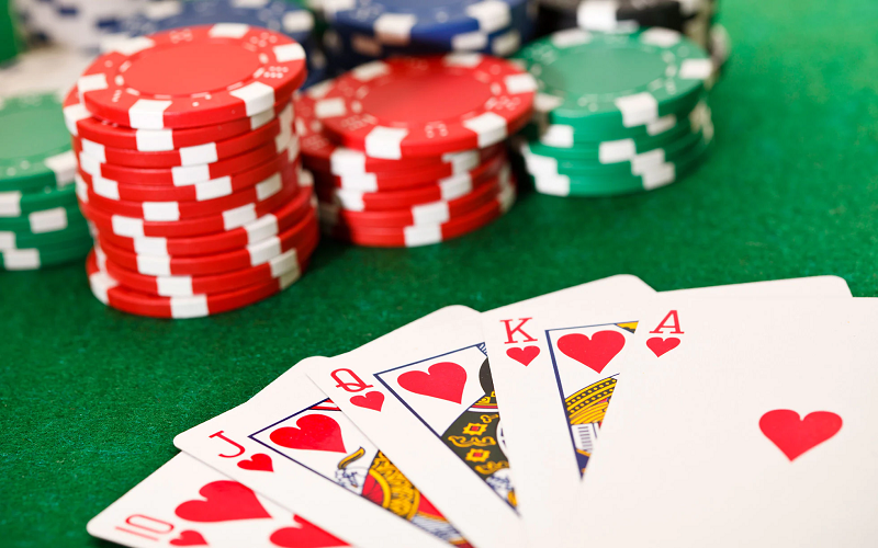 Tóm tắt hơn 5 loại bài poker tệ mà bạn có thể chưa biết