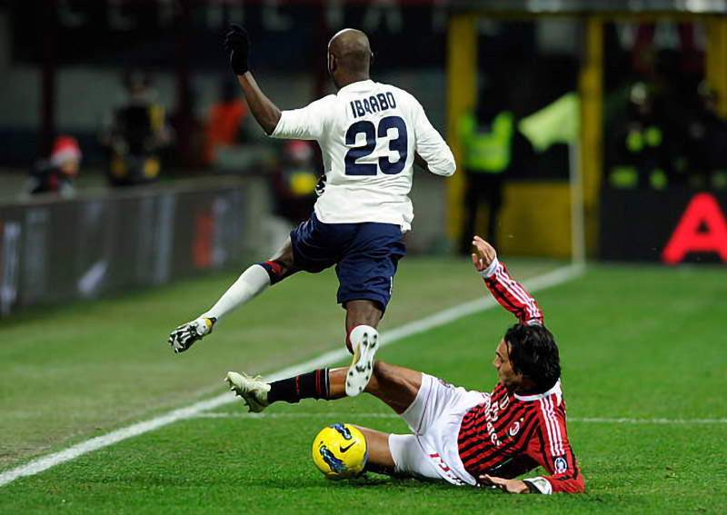 CB Trong Bóng Đá Là Gì? ⚡️ Nhiệm Vụ Chủ Yếu Của CB