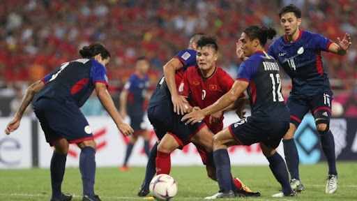 Hướng dẫn cách tranh bóng trong bóng đá — Trung tâm bóng đá Nam Việt