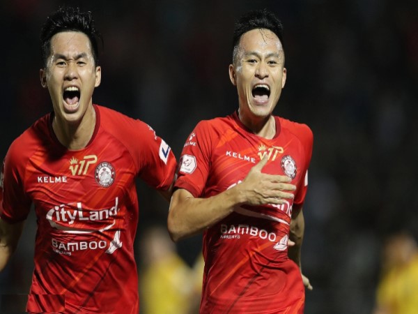 Ý nghĩa của tiền lót tay trong chuyển nhượng bóng đá