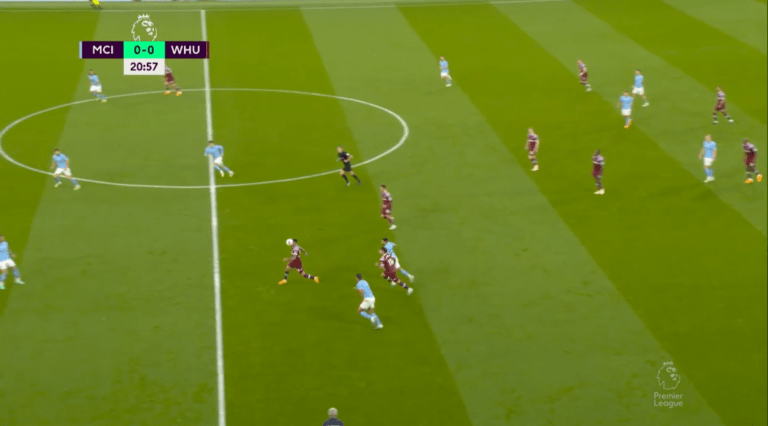 Tìm Hiểu Sơ Đồ Bóng Đá 3-4-1-2: Chiến Thuật Linh Hoạt Hiện Đại